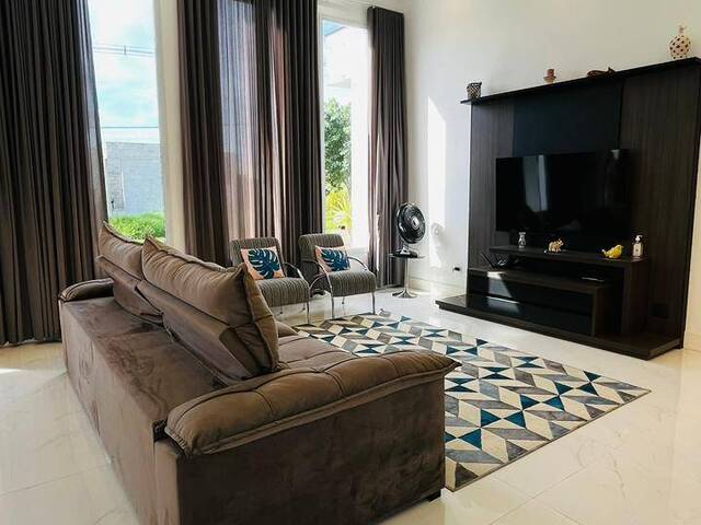 #1063 - Casa para Venda em Embu-Guaçu - SP