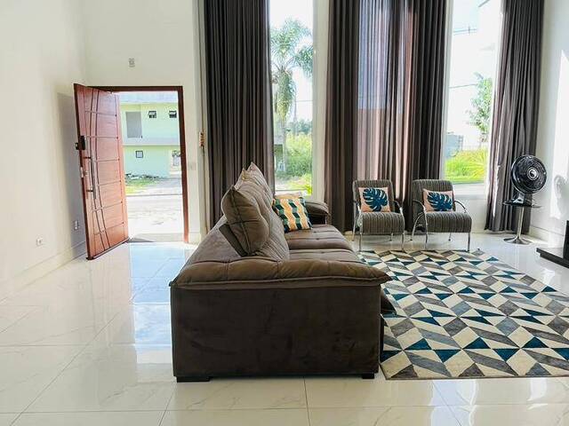 #1063 - Casa para Venda em Embu-Guaçu - SP