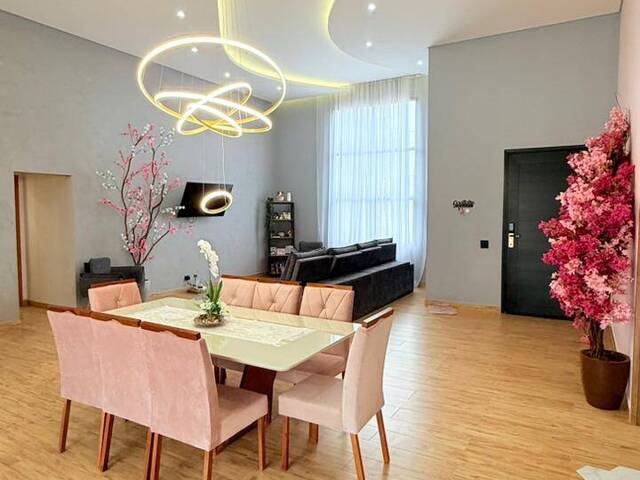 #1064 - Casa para Venda em Embu-Guaçu - SP